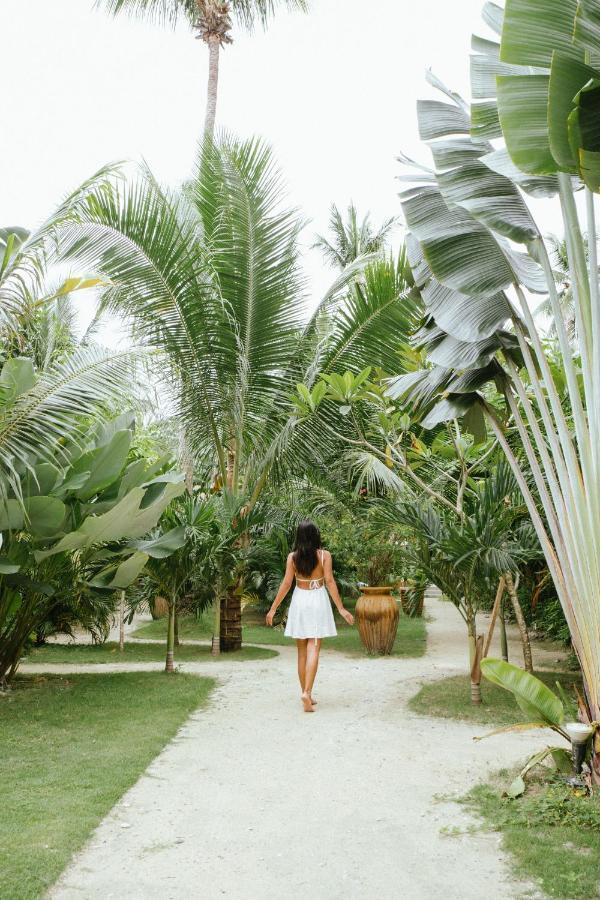 Tropical Temple Siargao Resort 卢纳将军城 外观 照片